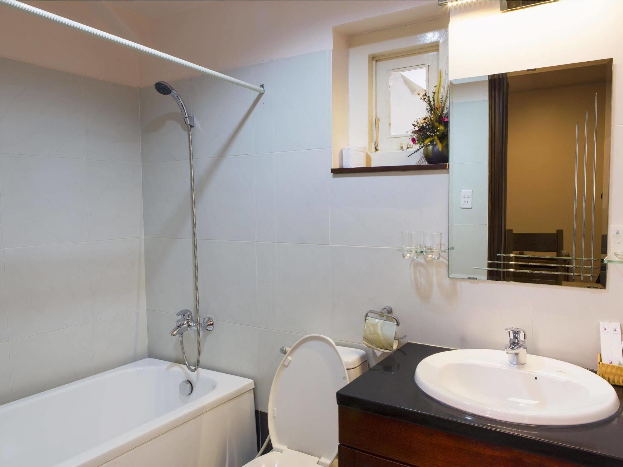 Viễn đông 3 - Phú Mỹ Hưng Khách sạn