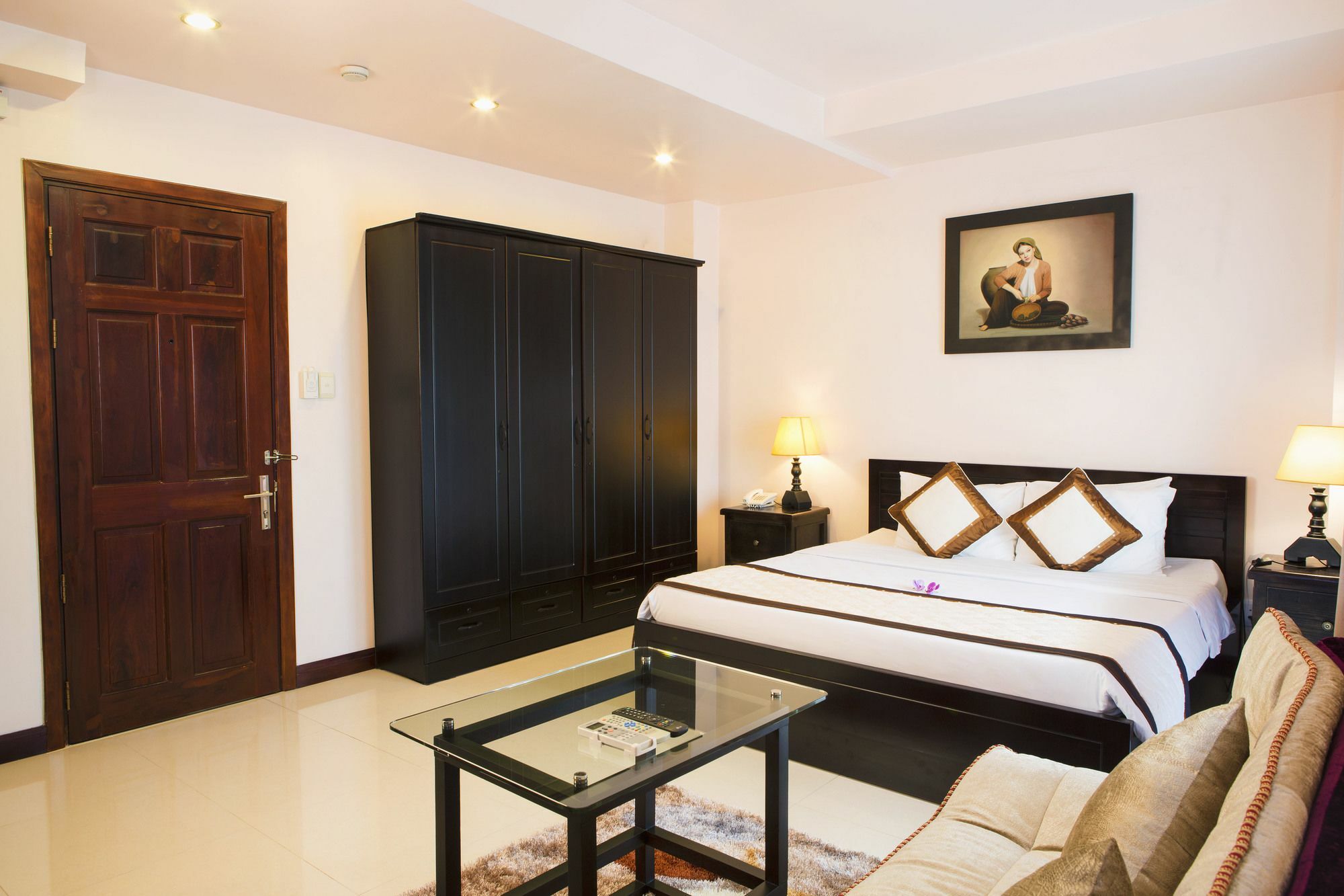 Khách sạn Viễn đông 3 - Phú Mỹ Hưng 2*